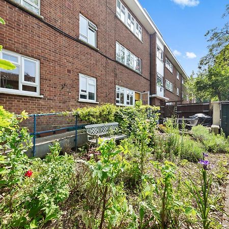 Clapham Serenity Garden Retreat With Free Parking London Exterior photo