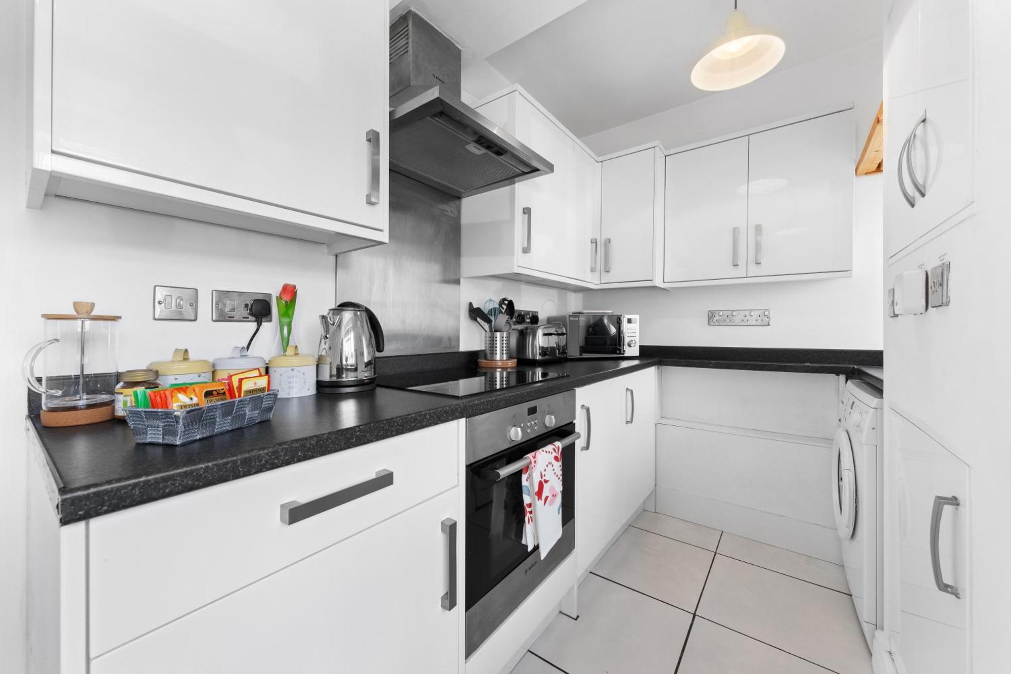 Clapham Serenity Garden Retreat With Free Parking London Exterior photo